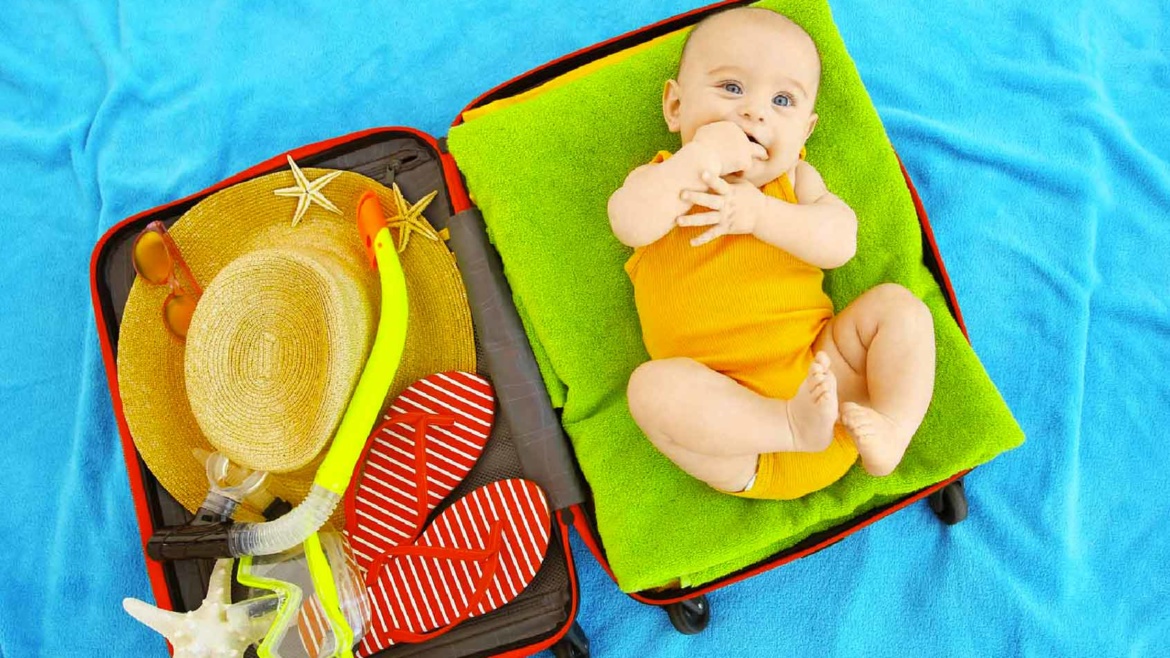 Le lit pliant pour bébé : la solution pour voyager !
