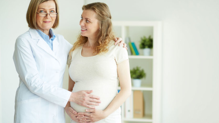 Préparation à l’accouchement : l’haptonomie