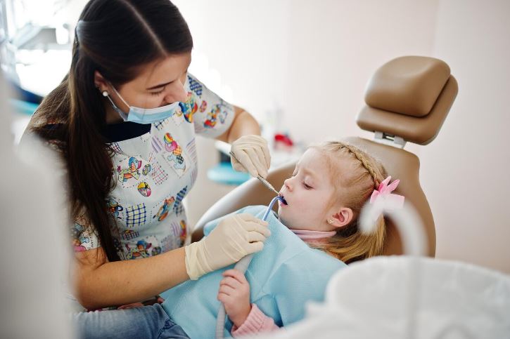 Préparer sa première visite chez le dentiste